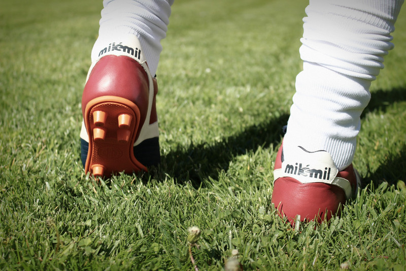 Chaussures de Foot France en Cuir - Crampons Moulés - Modèle Infatigable -  Milémil